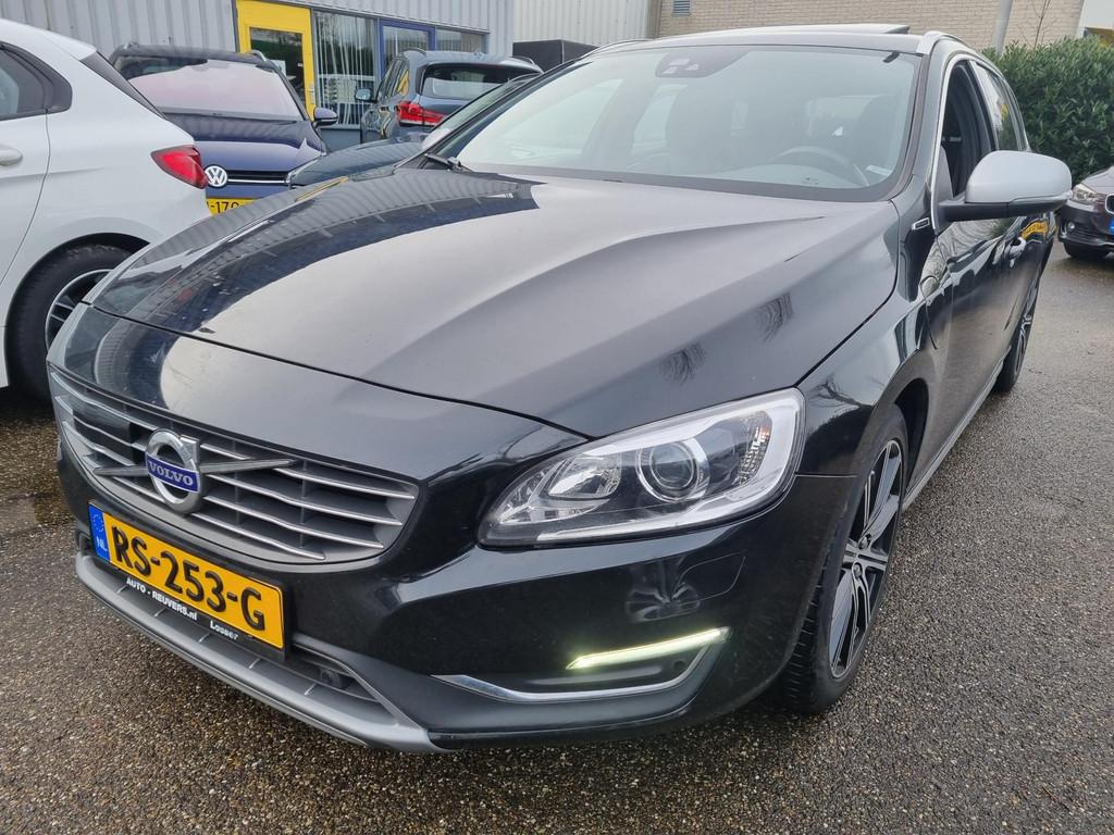 Volvo V60 2.4 D6 Twin Engine R-Design Leder Adaptive Open Da, Automaat, Zwart, Vierwielaandrijving, 1880 kg