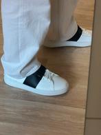 Valentino Garavani schoenen, Wit, Ophalen of Verzenden, Sneakers of Gympen, Zo goed als nieuw