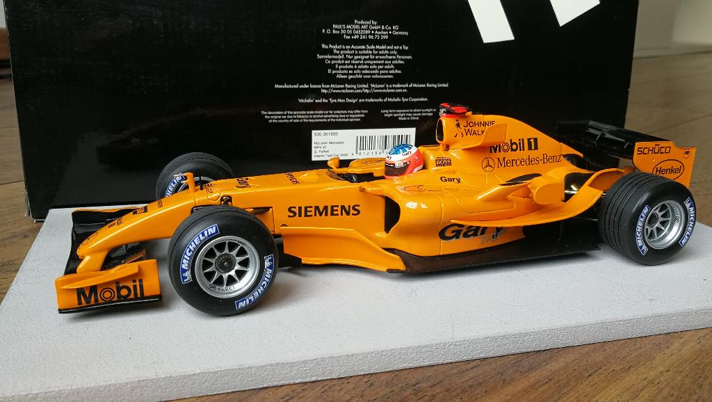 Minichamps McLaren MP4-20 G. Paffett F1 1/18, Hobby en Vrije tijd, Modelauto's | 1:18, Ophalen of Verzenden, Zo goed als nieuw
