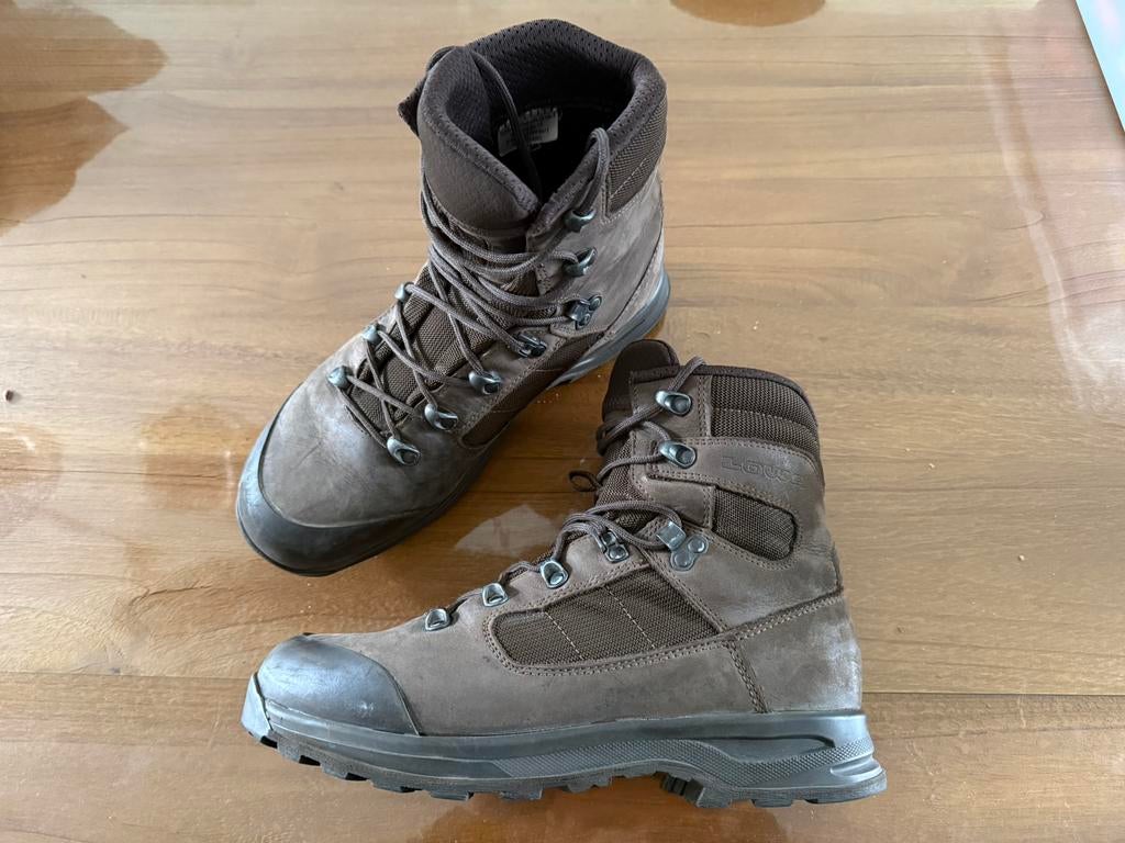 Lowa elite evo maat 42, Ophalen of Verzenden, Zo goed als nieuw, Schoenen