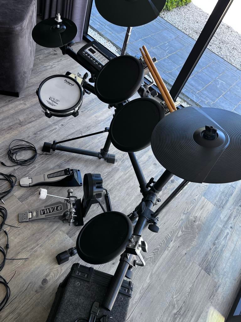 Roland Elektronisch Drumstel met Samick Versterker, Ophalen, Gebruikt, Roland, Elektronisch