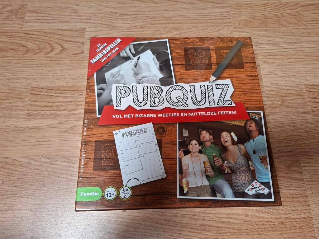 Nieuw Pubquiz Vragenspel met Speelbord - Ongeopend!, Hobby en Vrije tijd, Gezelschapsspellen | Bordspellen, Vijf spelers of meer