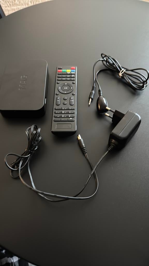 Mag256 2018 MAG 256 met afstandbediening streamen iptv ip tv, Ophalen of Verzenden, Gebruikt