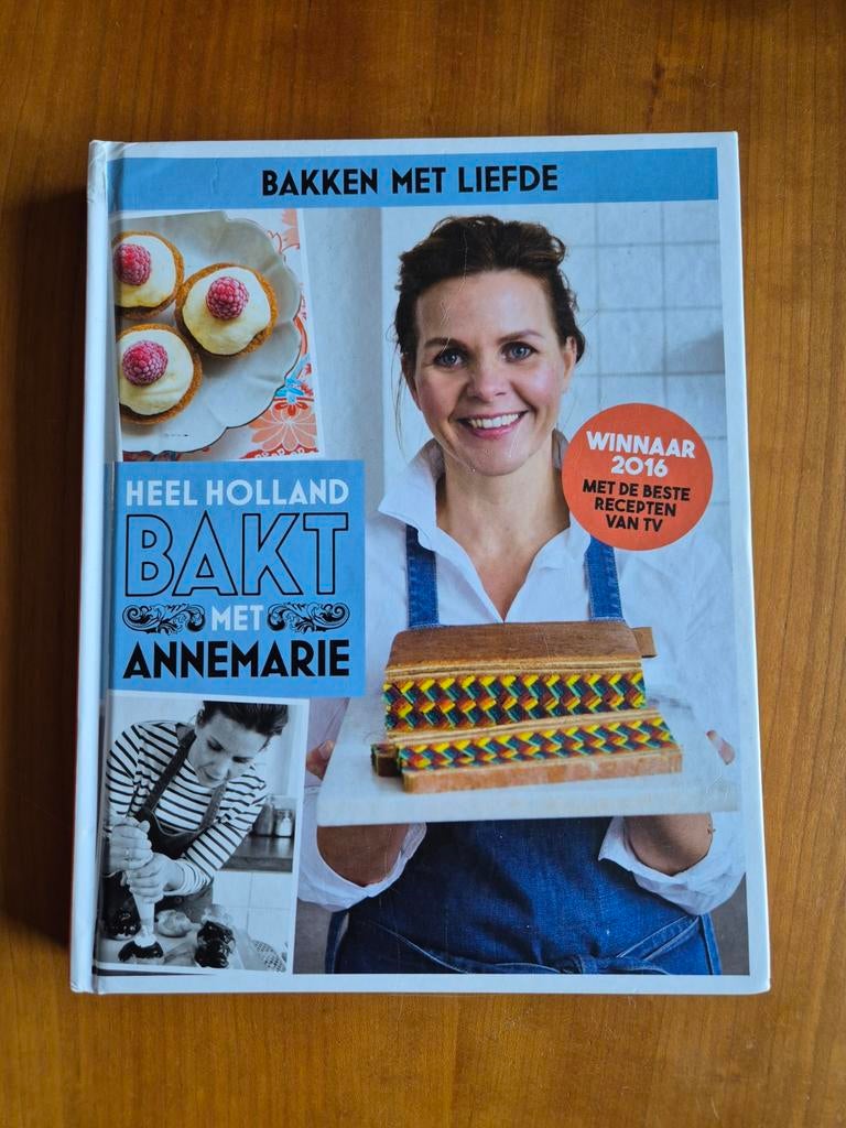 Heel Holland Bakt kookboek - Bakken met Annemarie, Boeken, Gelezen, Ophalen of Verzenden, Annemarie, Nederland en België