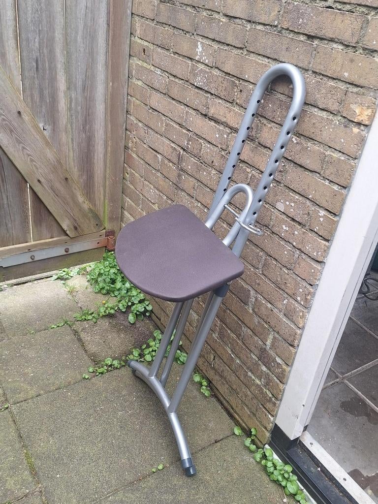 Vileda opvouwbare kruk, Huis en Inrichting, Krukjes, Ophalen, In hoogte verstelbaar, Zo goed als nieuw, Overige materialen