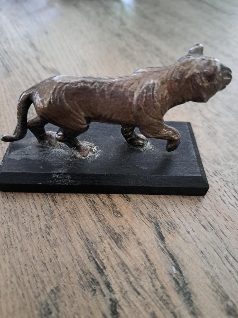 WNF metalen beeldje van een tijger op sokkel, Verzamelen, Beelden en Beeldjes, Ophalen of Verzenden