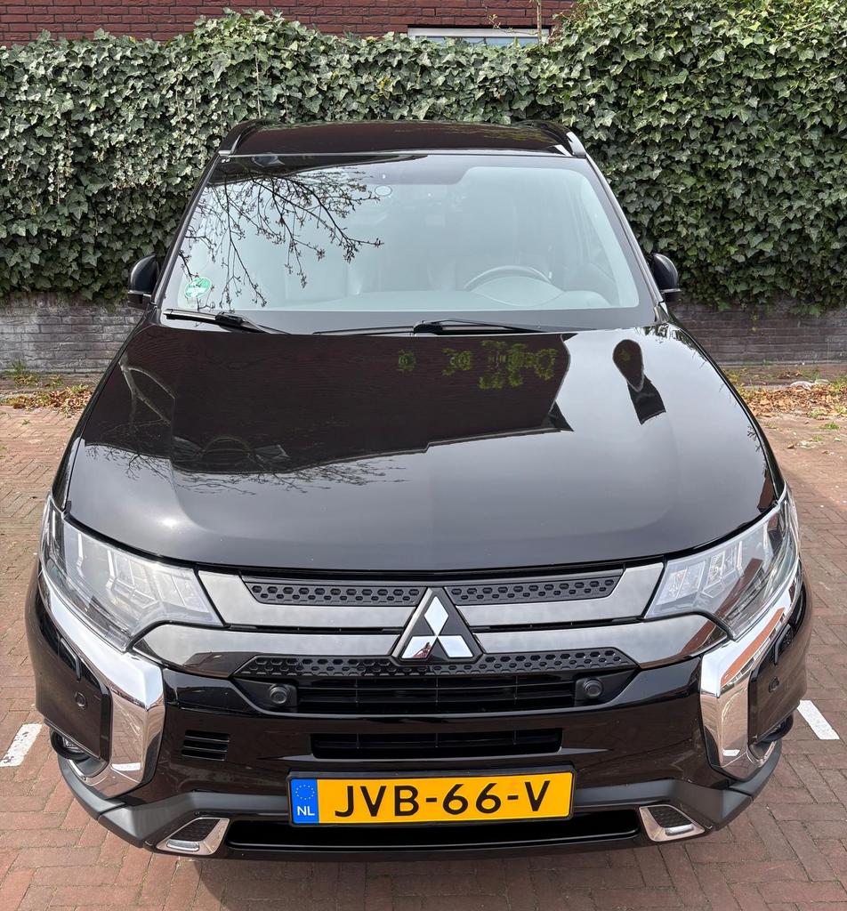 Mitsubishi Outlander 2.0 Cleartec 2WD CVT 150pk 7pl 2019, 1998 cc, Outlander, Zwart, 4 cilinders