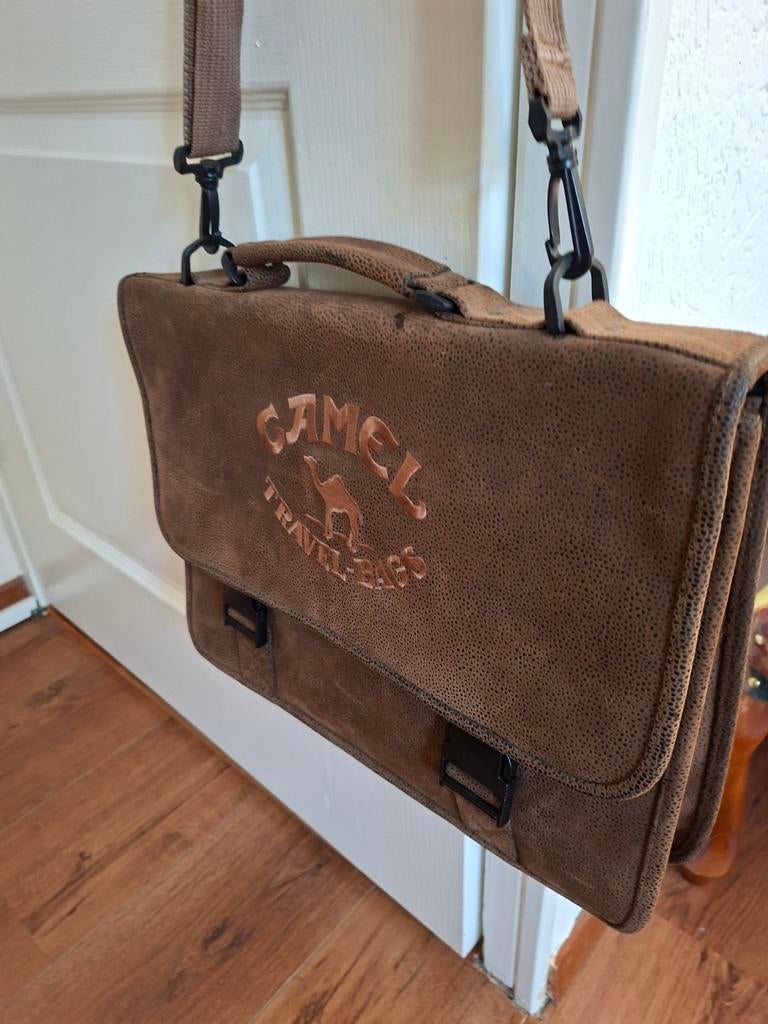 Camel juchtleren schoudertas, Overige merken, Bruin, Ophalen of Verzenden, Zo goed als nieuw