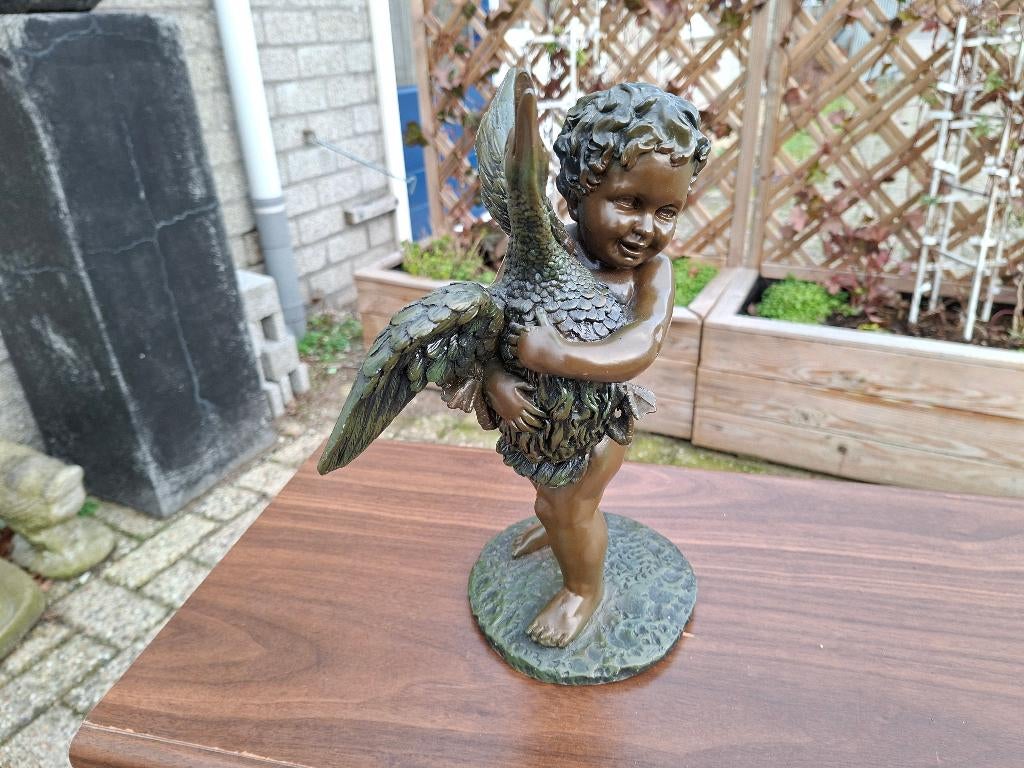 beeld engel met gans in de armen, Verzamelen, Beelden en Beeldjes, Ophalen of Verzenden, Zo goed als nieuw, Mens