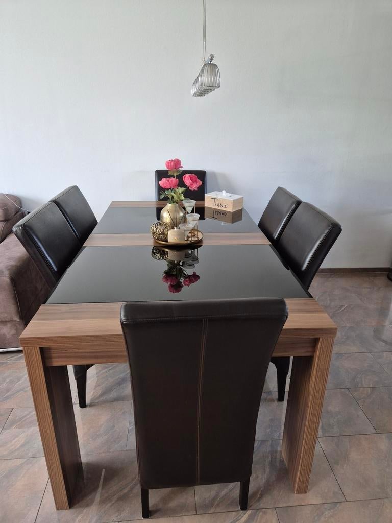 Moderne eettafel met 8 stoelen, Ophalen