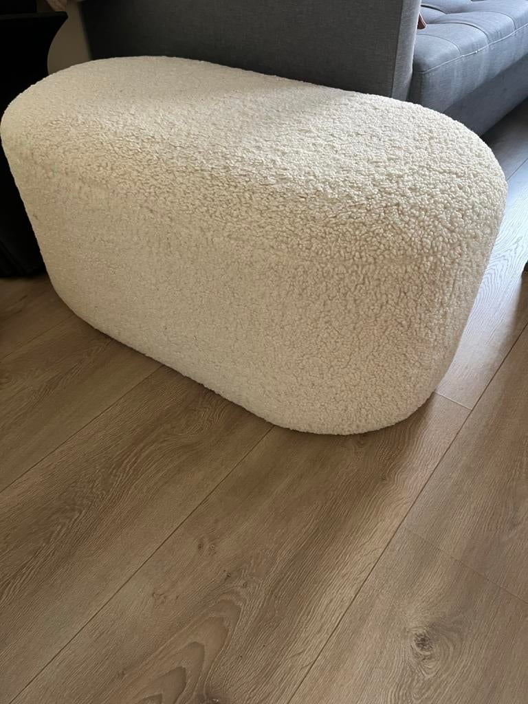 Pouf OREBO Jysk 85x45 off white, Huis en Inrichting, Ophalen, Minder dan 50 cm, Zo goed als nieuw, 75 tot 100 cm