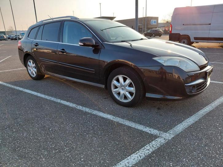 Renault Laguna 2.0 16V Estate, Auto's, Renault, Particulier, Laguna, Benzine, C, Stationwagon, Handgeschakeld, Origineel Nederlands