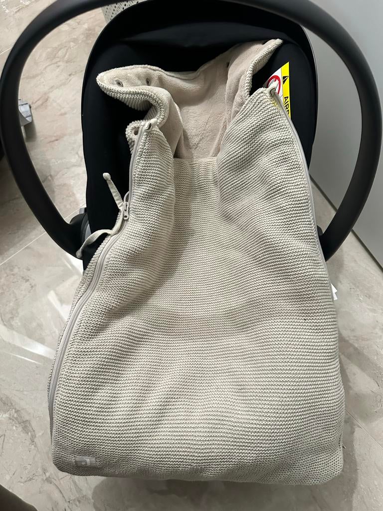 Cybex Maxi-Cosi met voetenzak - Ideaal voor tweeling!, Kinderen en Baby's, Autostoeltjes, Gebruikt, Maxi-Cosi, 0 t/m 13 kg, Ophalen of Verzenden