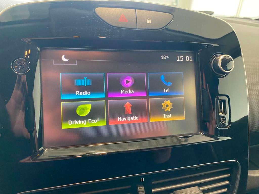 Renault Clio 0.9 TCe Limited NL-auto 96dkm, Voorwielaandrijving, 898 cc, Gebruikt, Origineel Nederlands