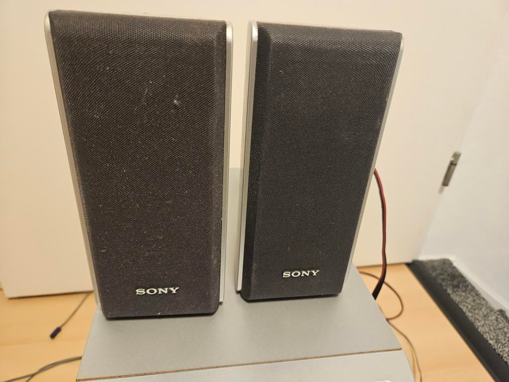 Sony Surround System Speakers - Compact en Krachtig Geluid, Audio, Tv en Foto, Luidsprekers, Ophalen, Gebruikt, Front, Rear of Stereo speakers
