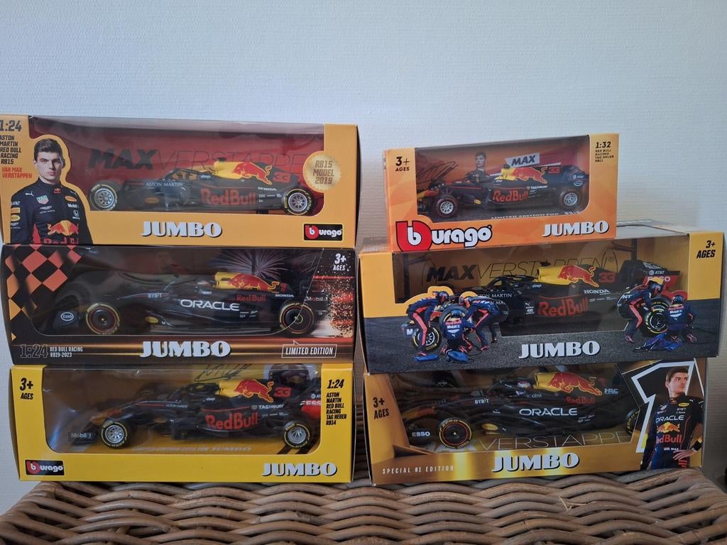 6  Max verstappen Red Bull autos Jumbo, Ophalen of Verzenden, Bburago
