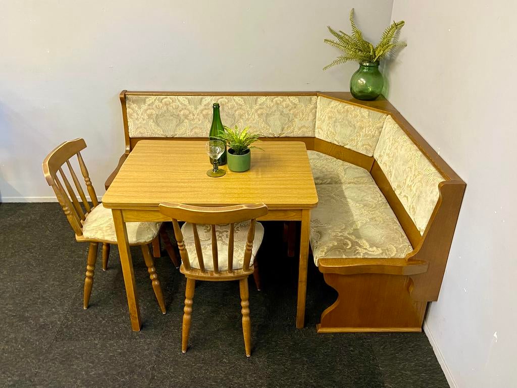 Echte Duitse eethoek Oostenrijkse zithoek tiroler hoeksetje, Huis en Inrichting, Ophalen, Gebruikt, Inclusief barstoelen, Nvt