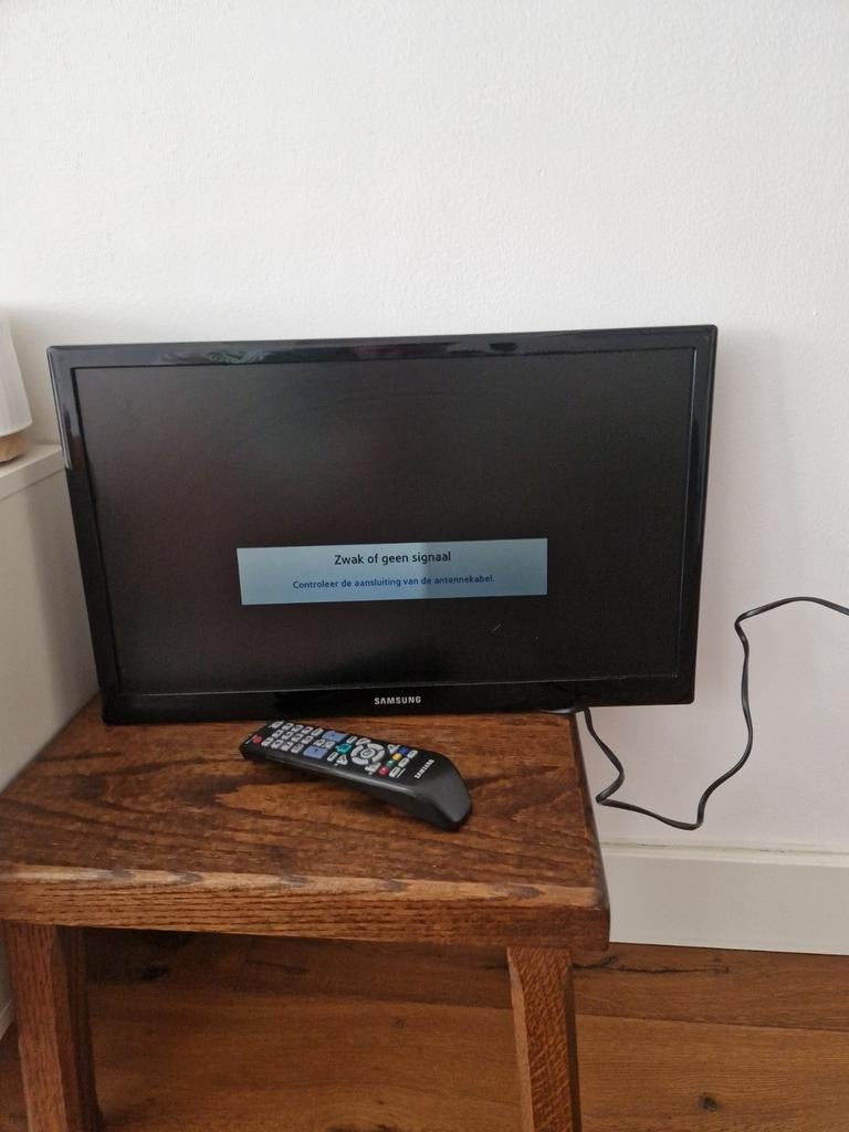 Samsung 22 inch Full HD TV (UE22D5003BW), Audio, Tv en Foto, Televisies, Ophalen, Samsung, 40 tot 60 cm, Full HD (1080p)