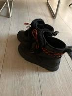 Zwarte Uggs Dames Laarzen maat 40(UK 7), Kleding | Dames, Schoenen, Ophalen of Verzenden, Zo goed als nieuw, Zwart, Lage of Enkellaarzen
