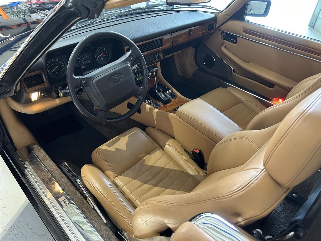 JAGUAR Xj-S, Beige, 287 pk, Zwart, Leder
