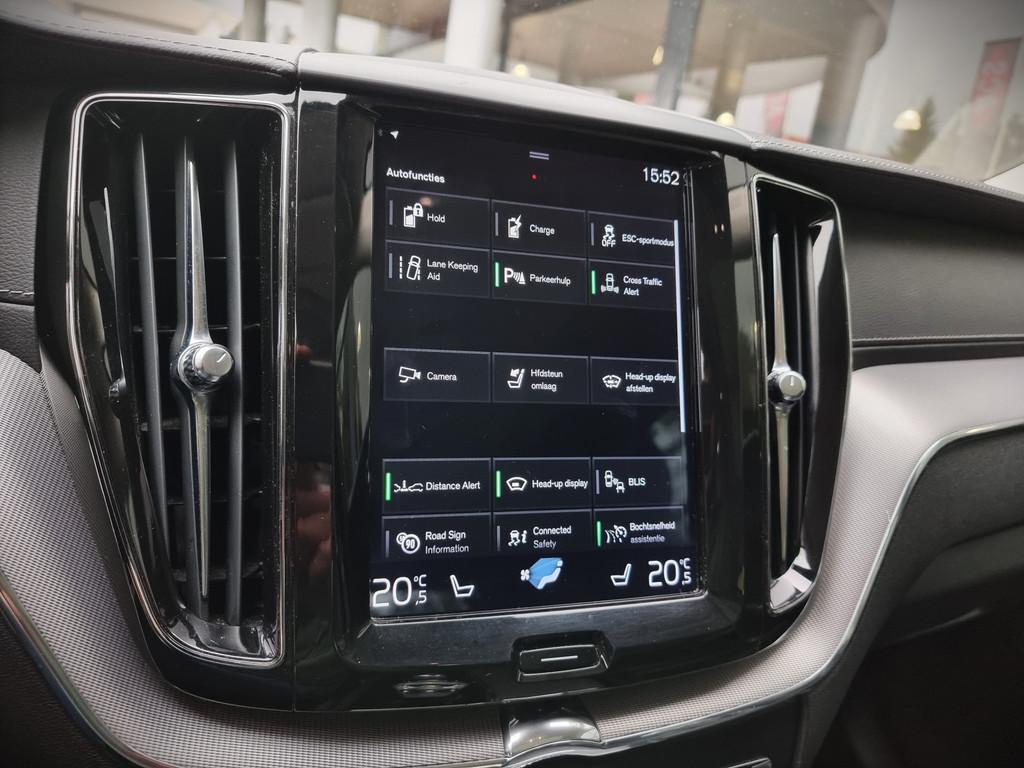 Volvo XC60 2.0 T8 AWD Inscription | Ad.cruise + Pilot Assist, Gebruikt, Zwart, 4 cilinders, 1969 cc