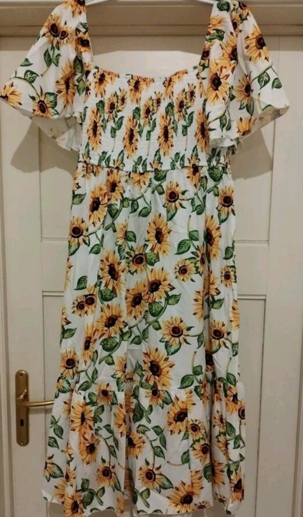 Shein Curve 2XL Zonnebloem Jurk, Kleding | Dames, Jurken, Zo goed als nieuw, Maat 46/48 (XL) of groter, Overige kleuren, Onder de knie