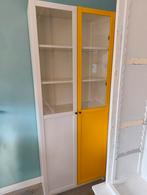 Billy kast van Ikea, met gele deur en presentatierek, Huis en Inrichting, Ophalen, Gebruikt, 200 cm of meer, 50 tot 100 cm