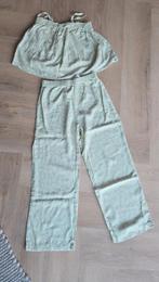 H&M setje met madeliefjesprint maat 140, Ophalen of Verzenden