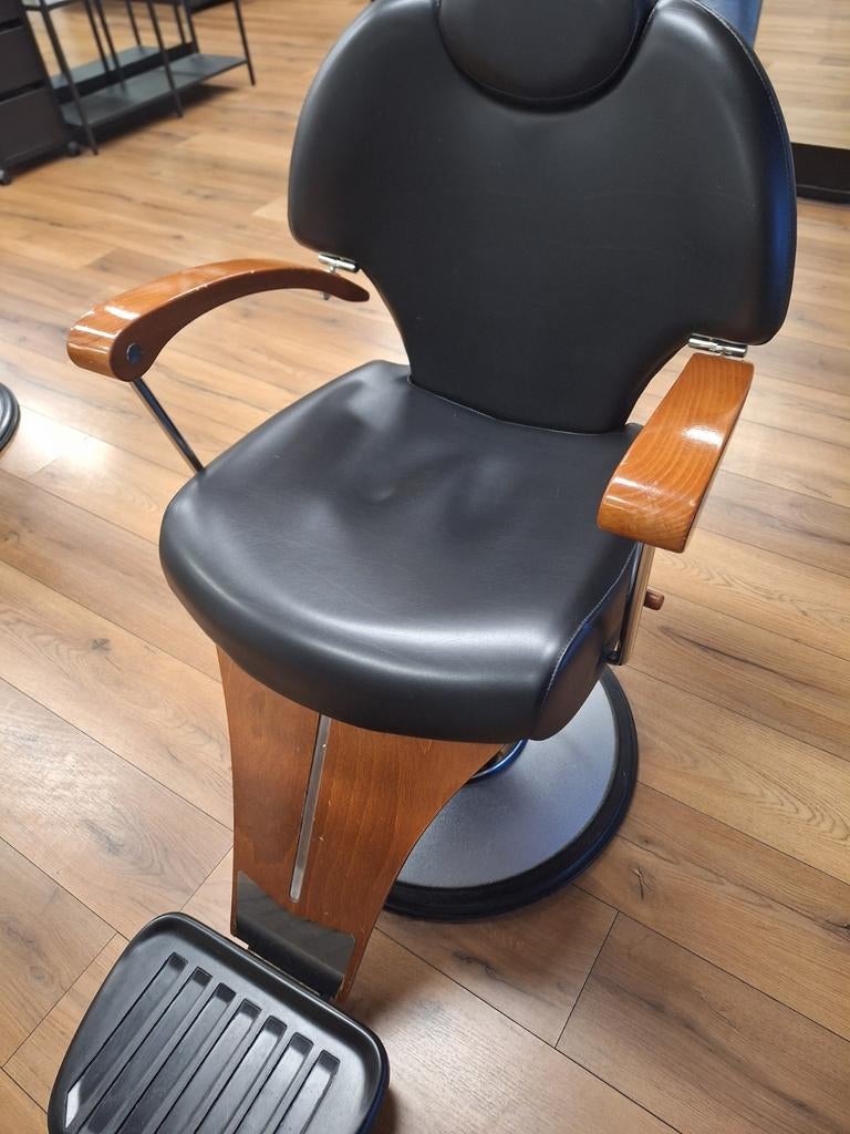 Kapperstoel / barber stoel  7 stuks, Ophalen of Verzenden