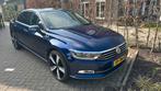 Volkswagen Passat 1.5 TSI 150pk Highline 2019 Blauw, Auto's, 15 km/l, 1498 cc, Zwart, 4 cilinders