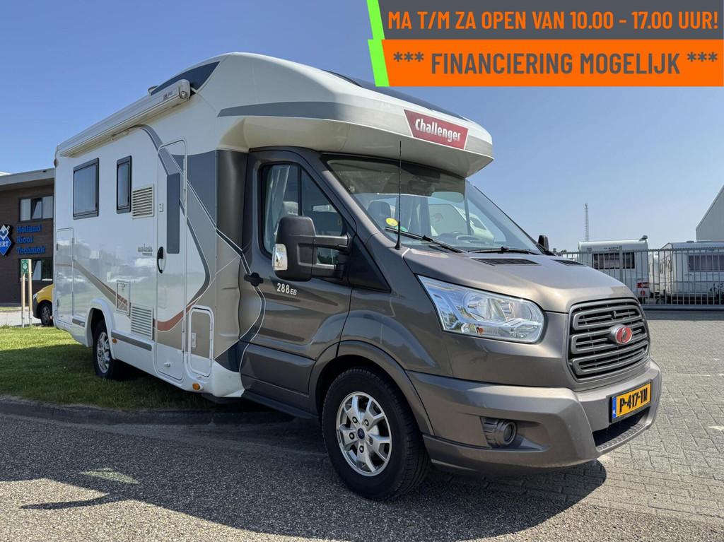 Challenger 288EB GENESIS SPEC (FORD), QUEENSBED, 52058 KM!, Bedrijf, Challenger, Half-integraal, Airbags