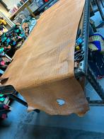 2 klassiek bruin halve huiden 1.3mm dikte iets stug lappen, Bruin, Leer of Kunstleer, Ophalen of Verzenden, Zo goed als nieuw