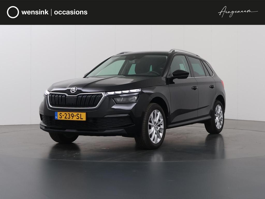 Skoda Kamiq 1.0 TSI Business Edition | Trekhaak | Parkeercam, Auto's, Stof, Gebruikt, 620 kg, Zwart