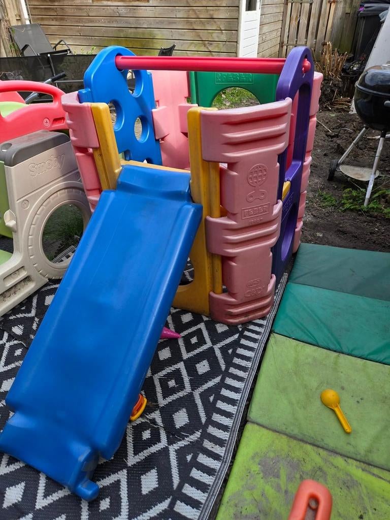 Feber klim centrum met glijbaan, Kinderen en Baby's, Speelgoed | Buiten | Speeltoestellen, Ophalen, Glijbaan