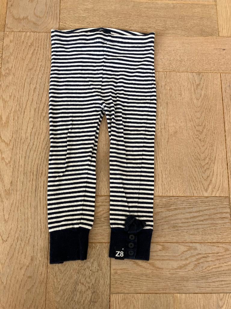 nog nette blauw/wit gestreepte legging van Z8 mt 104, Kinderen en Baby's, Kinderkleding | Maat 104, Broek, Gebruikt, Meisje, Z8