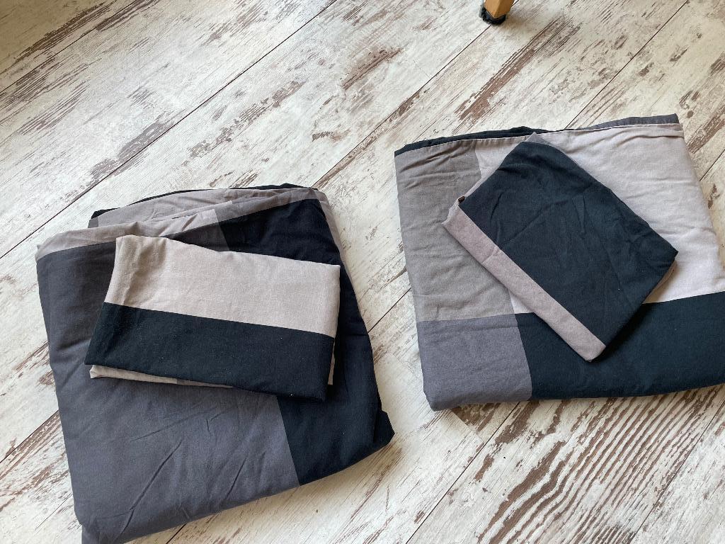 IKEA brunkrissla dekbedovertrekken, Huis en Inrichting, Slaapkamer | Beddengoed, Ophalen, Zo goed als nieuw, Eenpersoons, Dekbedovertrek