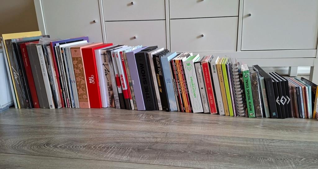 Mixed kpop albums, Ophalen of Verzenden, Zo goed als nieuw