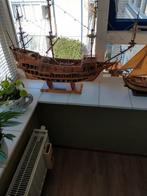 2 gedetailleerde modelboten: VOC-schip en zeilboot, Ophalen, Gebruikt, Groter dan 1:32, Overige merken