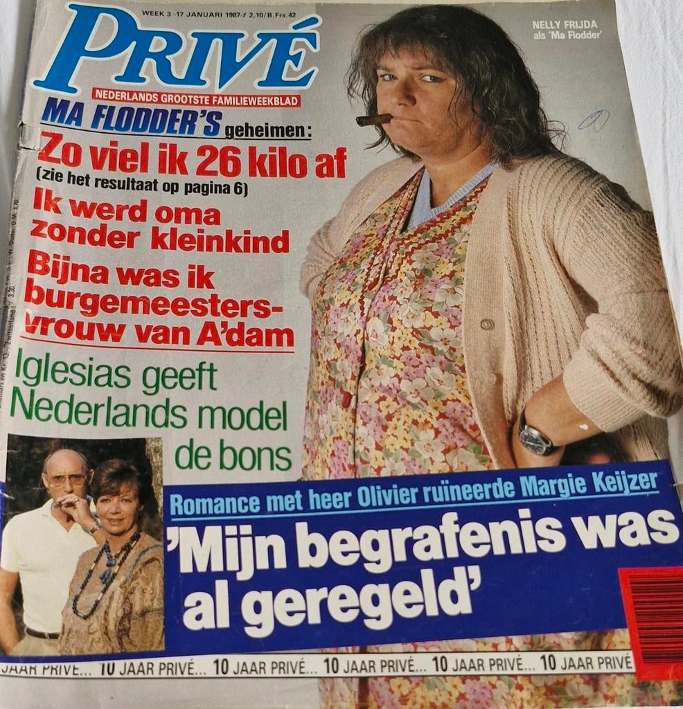 Ma Flodder in en op voorkant prive 1987 + poster/ knipsels, Ophalen of Verzenden, 1980 tot heden, Tijdschrift