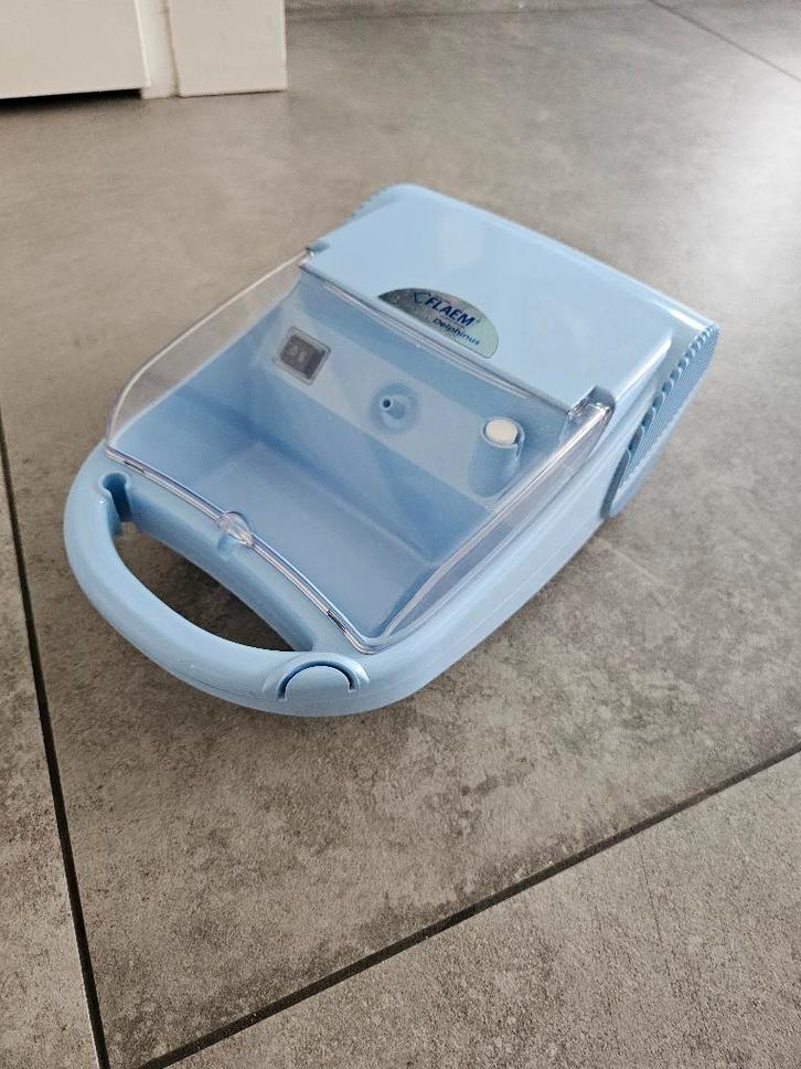 Vernevelaar delphinus, Diversen, Verpleegmiddelen, Zo goed als nieuw, Ophalen