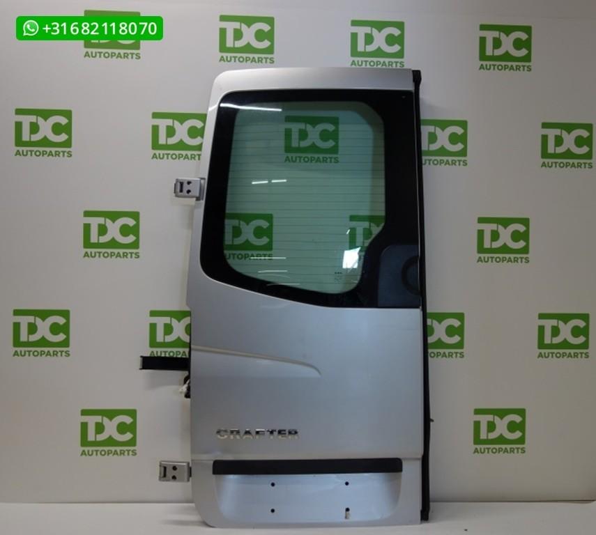 VW Crafter (06-16) Achterdeur links met ruit zilvergrijs H1, Gebruikt, Ophalen of Verzenden, Achter, Volkswagen