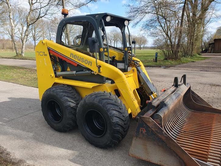 Wacker Neuson 701S Schranklader slechts 2500 uur, Zakelijke goederen, Machines en Bouw | Kranen en Graafmachines, Wiellader of Shovel