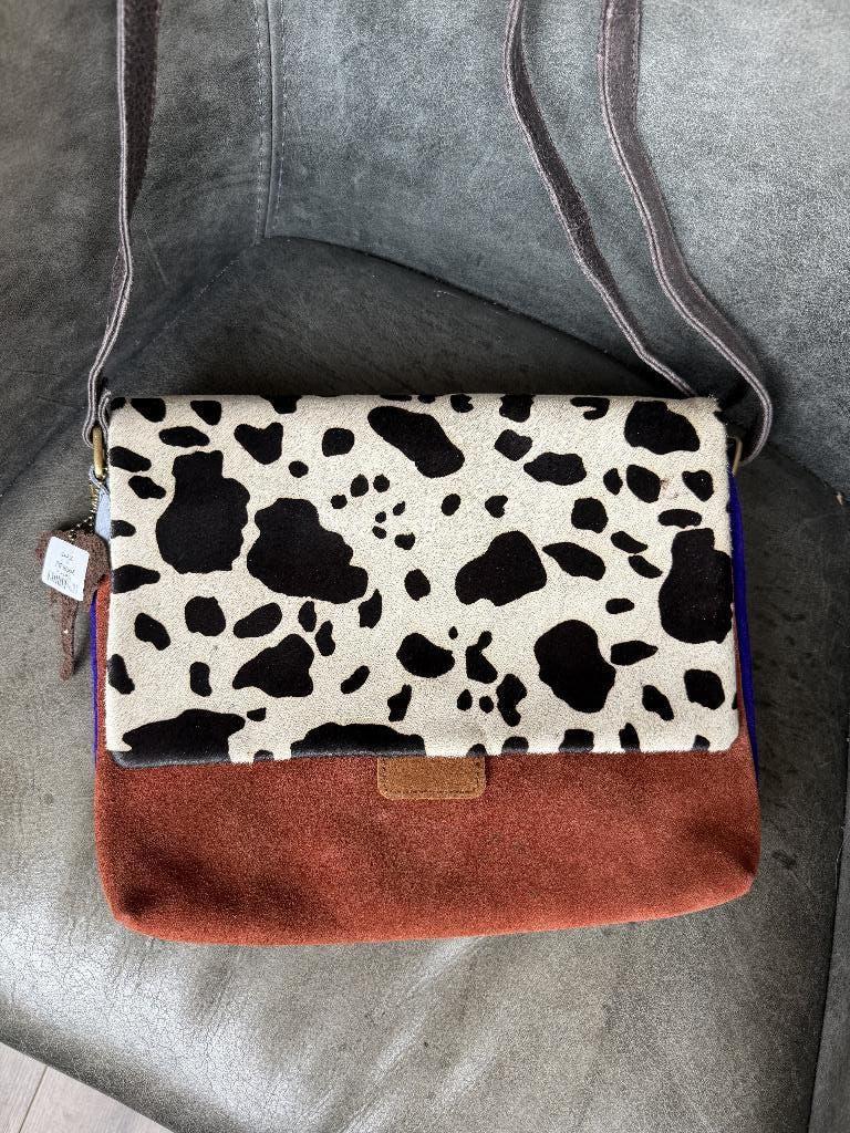 Gaia echt suède leren tas - koeienprint / kleurrijk, Ophalen of Verzenden, Nieuw, Overige kleuren, Handtas