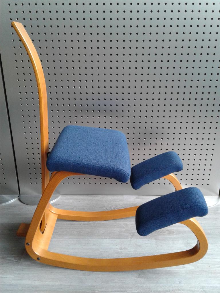Variér (Stokke) Variable Balans met Rug (Blauw), Heel Mooi!, Huis en Inrichting, Bureaustoelen, Blauw, Ophalen of Verzenden, Zo goed als nieuw