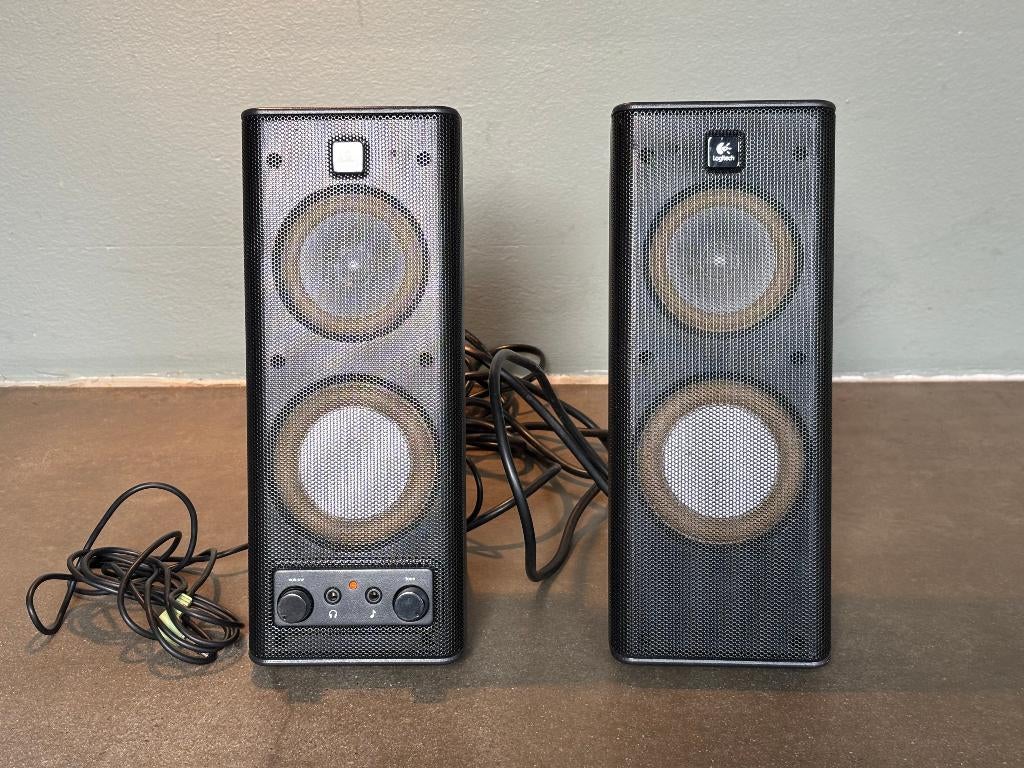 Logitech X-140  S-0264B PC speakers, Ophalen of Verzenden, Zo goed als nieuw, Logitech, Creative