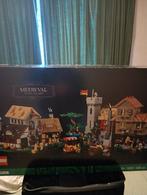 LEGO ridders castle 10332 Middeleeuws Dorpsplein, Ophalen of Verzenden, Nieuw, Complete set, Lego