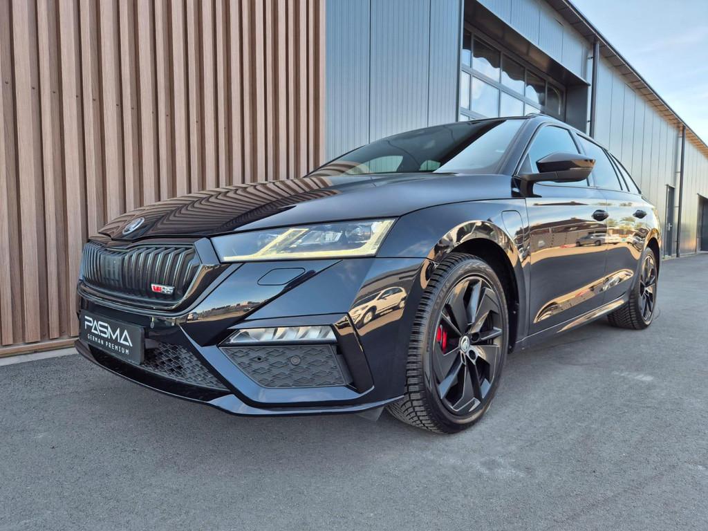 Skoda Octavia Combi 1.4 TSI 245pk RS iV PHEV Business | Matr, Stof, 4 cilinders, 150 pk, Zwart