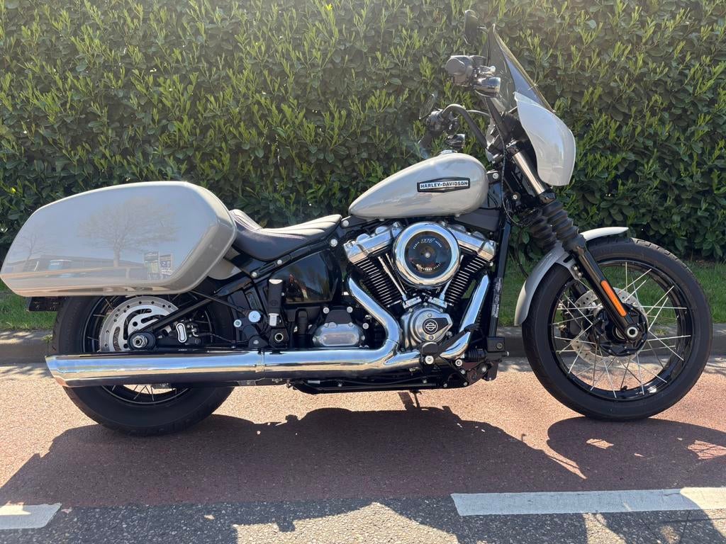 Harley Davidson Street Bob Full options, 2 cilinders, Nieuw, Motorrijbewijs A, Bedrijf