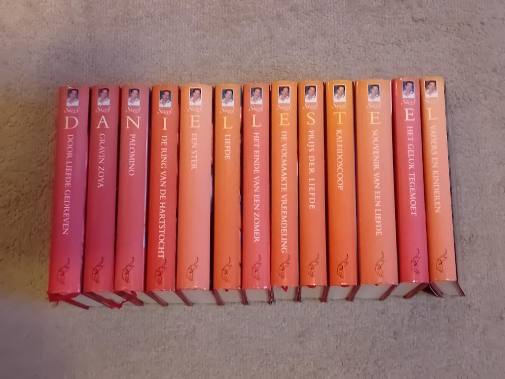 Danielle Steel - Meerdere titels., Ophalen of Verzenden, Zo goed als nieuw
