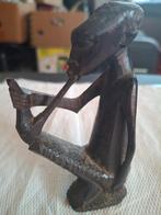 Vintage Afrikaans houten beeldje - Fluitspeler, Ophalen of Verzenden